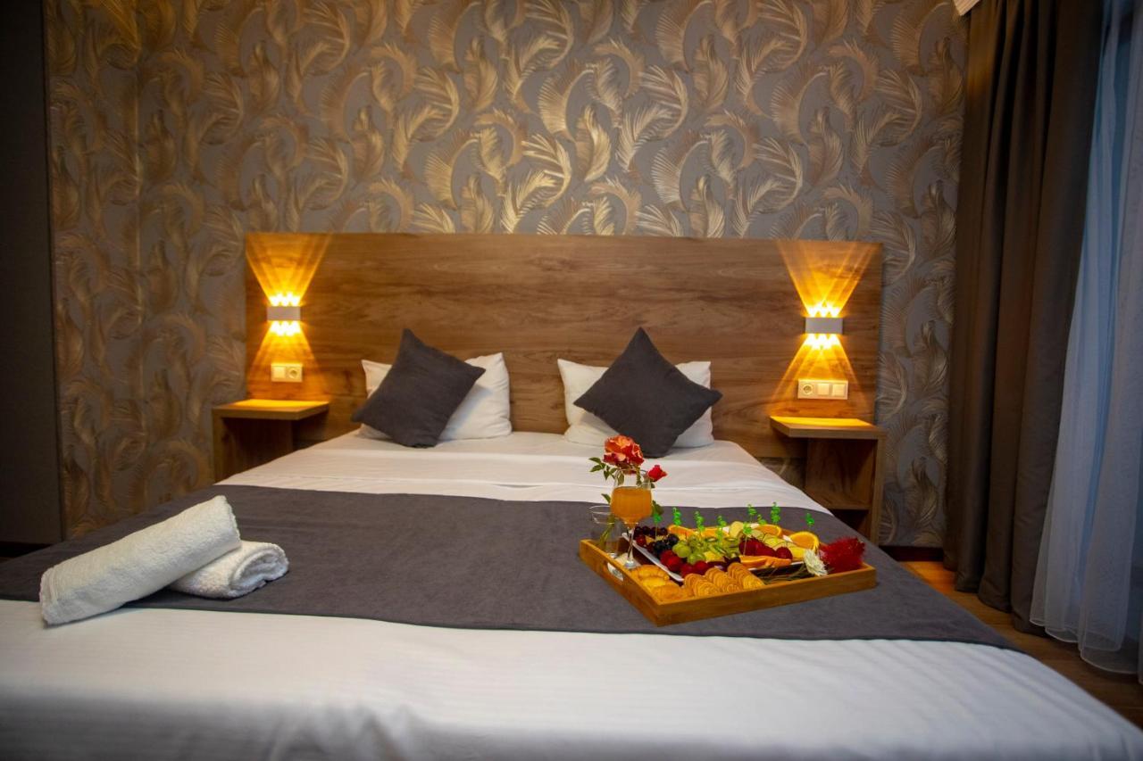 Pollux Hotel Batumi Eksteriør billede
